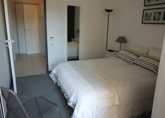 Le Cesaree 3j Appartement Fréjus